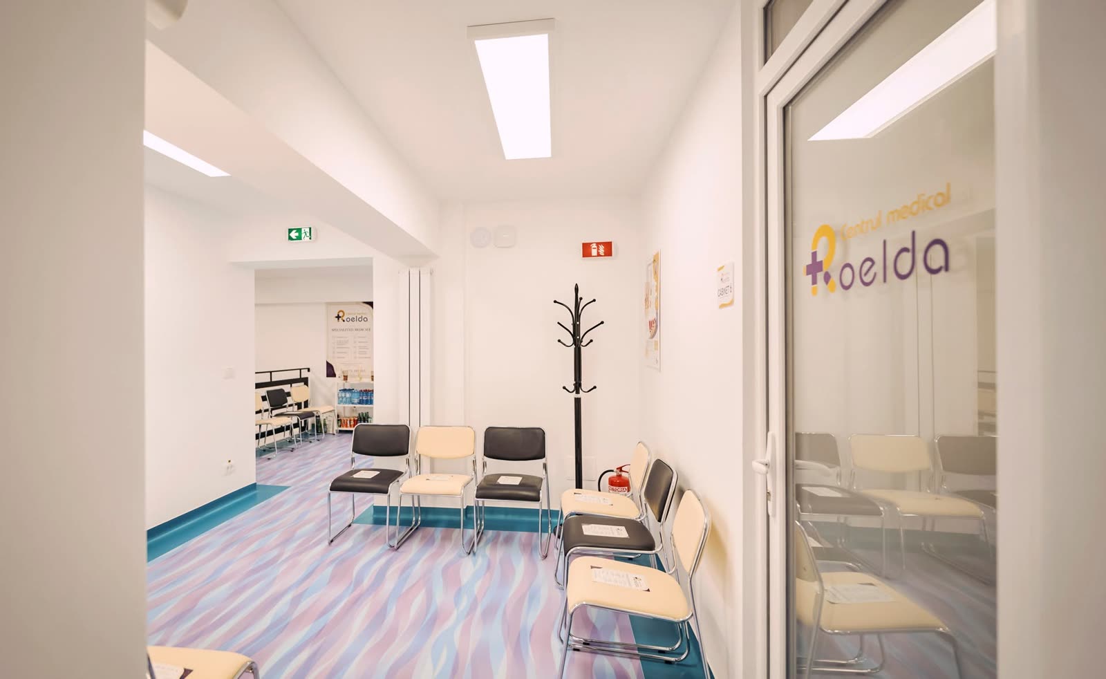 Sala de așteptare a Centrului Medical Roelda