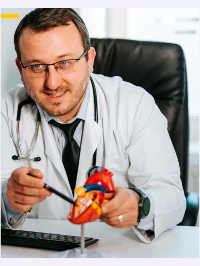 Dr. Robert Magopet, medic cardiolog la Centrul Medical Roelda Suceava
